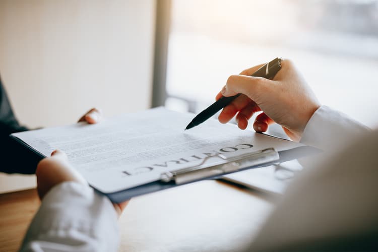 Negotiating a contract Negotiating a contract