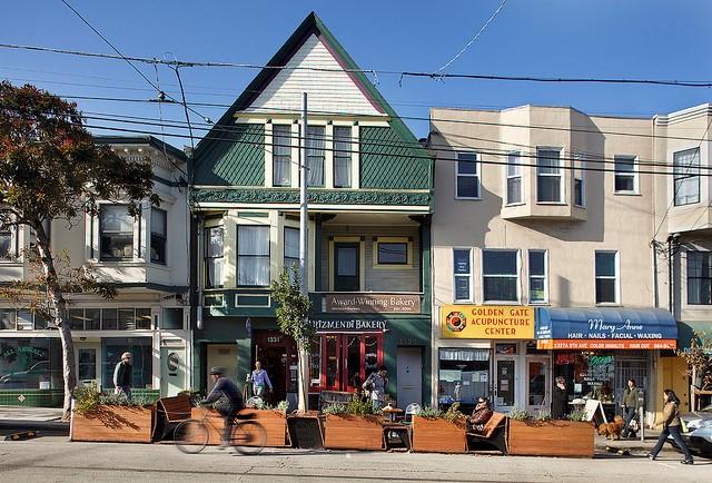 1331 9th Avenue Parklet, San Francisco, CA (Hosted by Arizmendi Bakery)