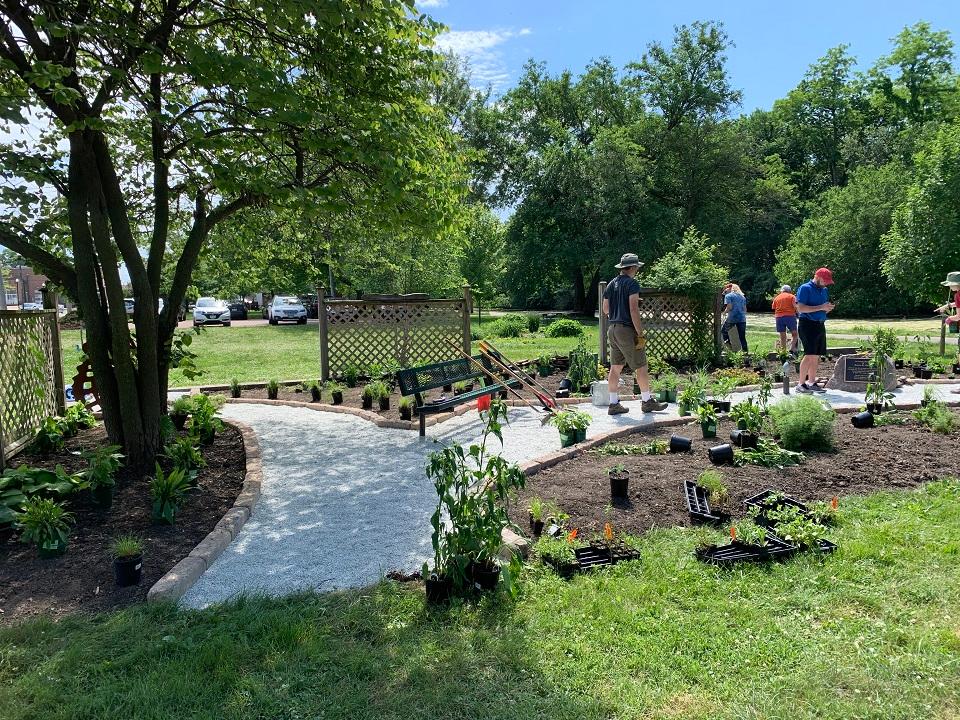 Three Rivers Association of REALTORS® (IL), Butterfly Garden