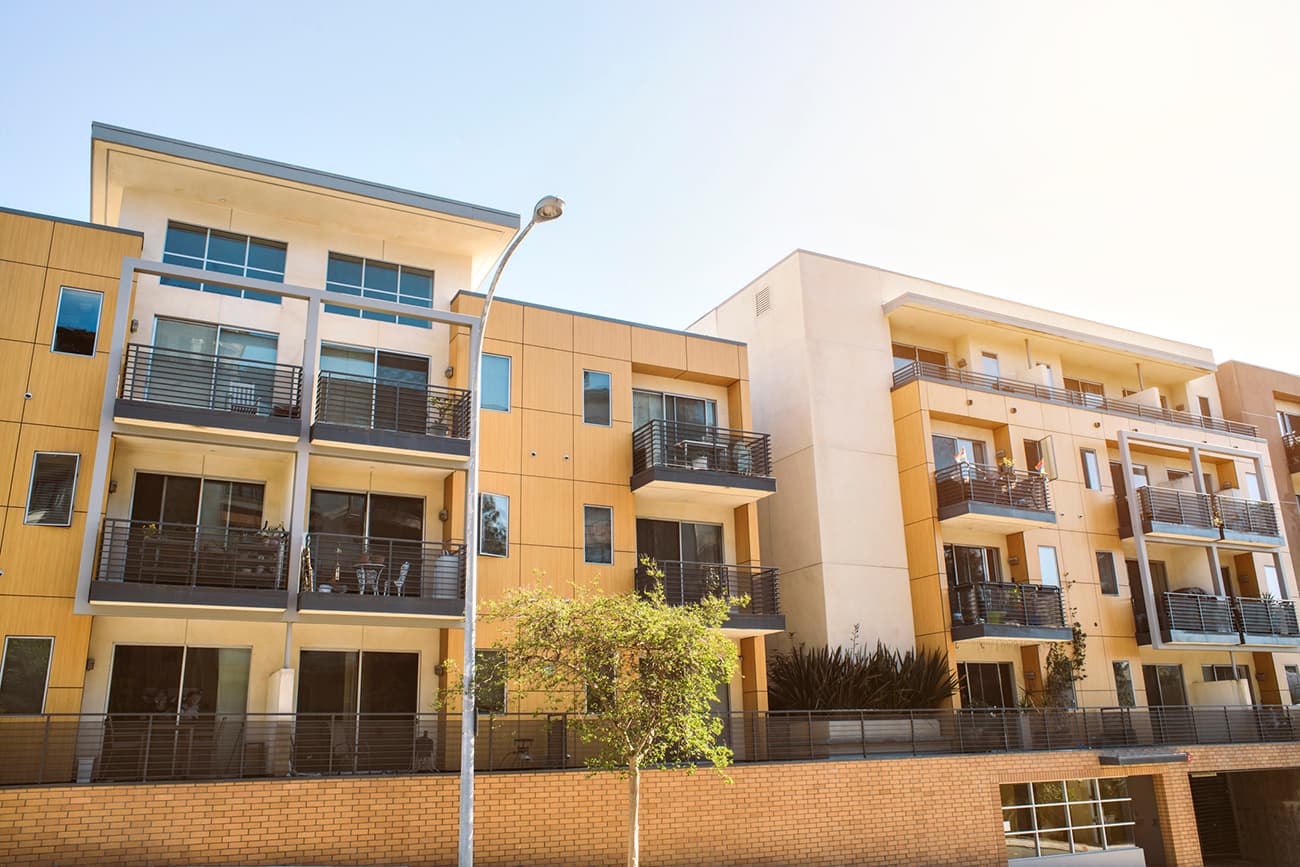 September 2025 Commercial Real Estate Market Insights