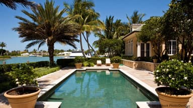 International Buyers Eye High-End Homes